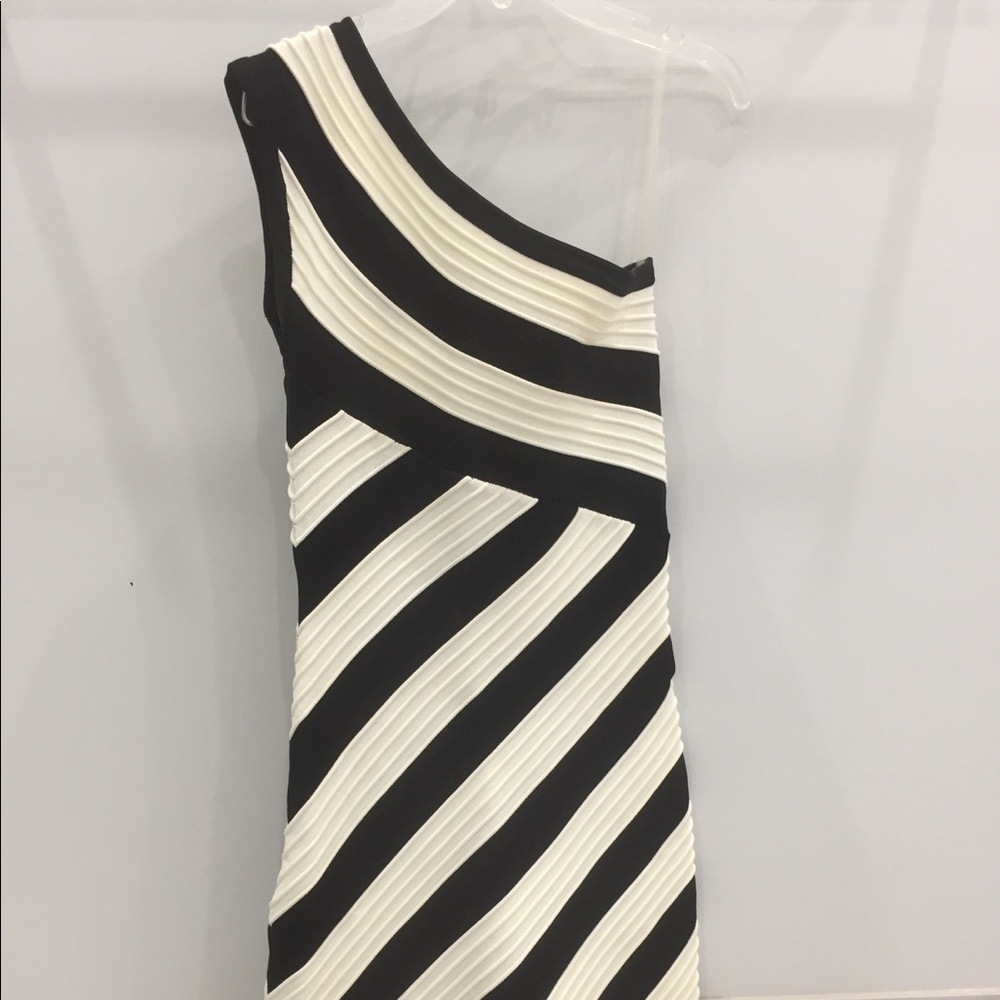 black & white bodycon | size small